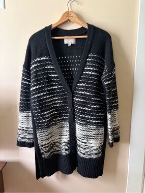 Banana Republic Heritage Collection Black and White Button Down Cardigan